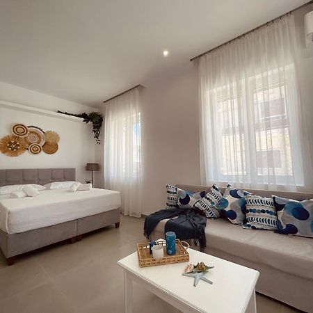 Kyma Luxury Suite Kiaton Ngoại thất bức ảnh